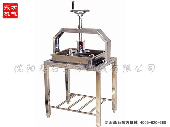 手動豆腐壓榨機(jī)13.jpg